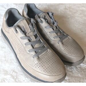Sz 9.5 M Propet Women's Sadie Walking Shoe lightweight Perforated Beige Black